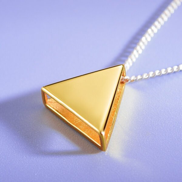 Imagem do Pingente Triângulo em Prata 925 e Ouro 18k | ARISCA