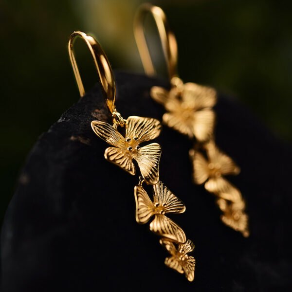 Imagem do Brinco Orquídeas em Prata 925 e Ouro 18k | ARISCA